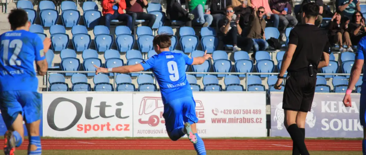 Vítězný vstup do jara a porážka v generálce Benfiky