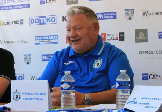 Prezident Jaroslav Ticháček před startem jara